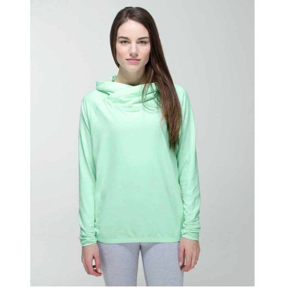 Lululemon Healthy Heart pullover mint green size 4